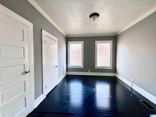 419 19TH STREET S, Bessemer, AL 35020