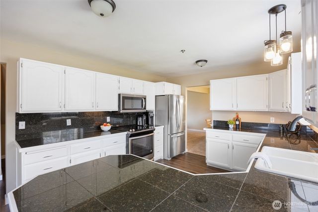 2327 Grand Avenue, East Wenatchee, WA 98802