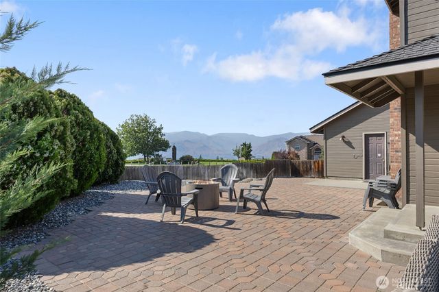 2327 Grand Avenue, East Wenatchee, WA 98802