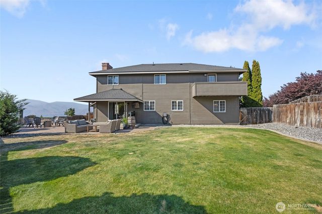 2327 Grand Avenue, East Wenatchee, WA 98802
