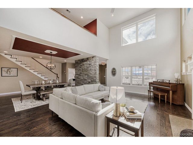 2248 Mariner Dr, Longmont, CO 80503