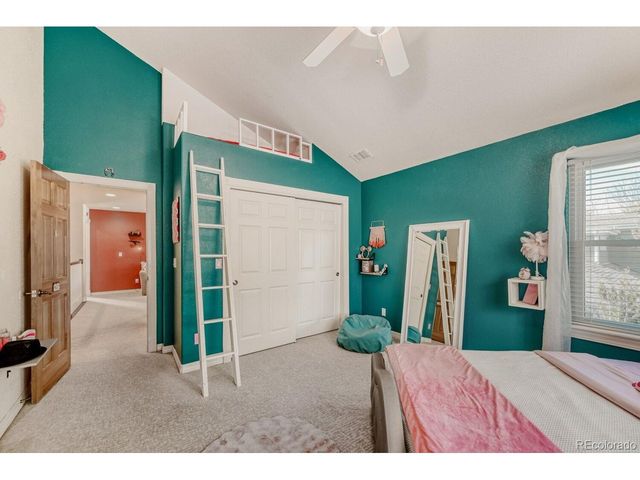 2248 Mariner Dr, Longmont, CO 80503