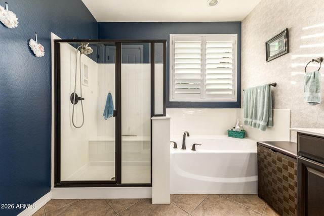 18610 W SAN MIGUEL Avenue, Litchfield Park, AZ 85340