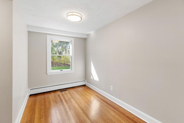 9 Lebel Rd, Lynn, MA 01904