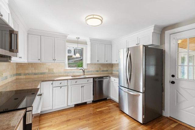 9 Lebel Rd, Lynn, MA 01904