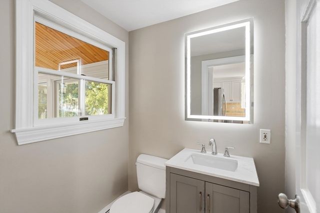 9 Lebel Rd, Lynn, MA 01904