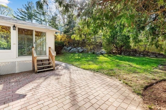 9 Lebel Rd, Lynn, MA 01904