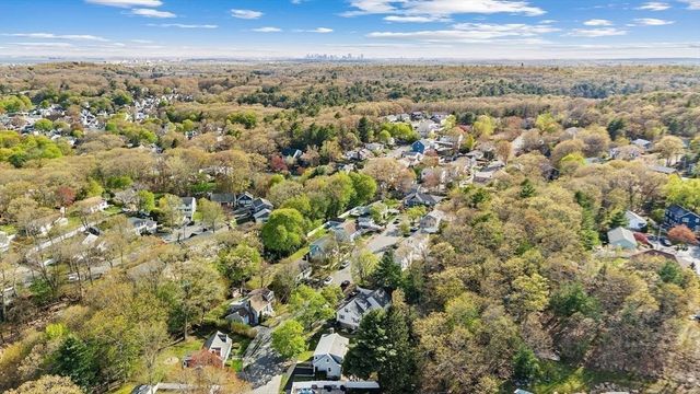 9 Lebel Rd, Lynn, MA 01904