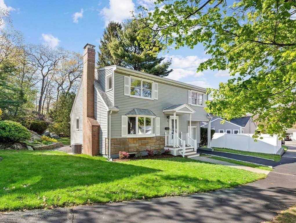 9 Lebel Rd, Lynn, MA 01904