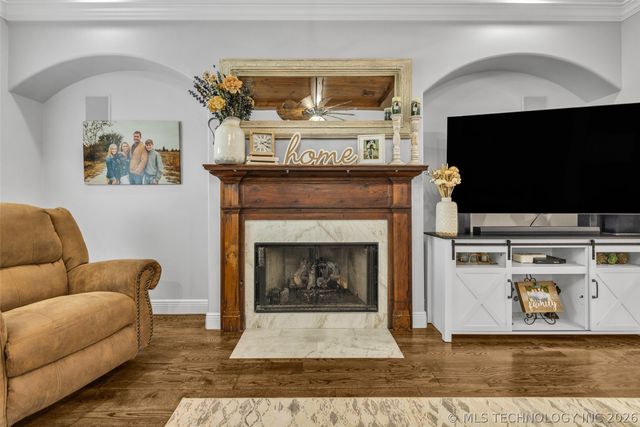 8241 N 69th East Avenue, Owasso, OK 74055