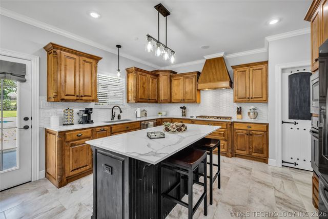 8241 N 69th East Avenue, Owasso, OK 74055