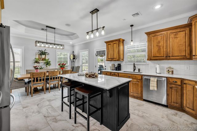 8241 N 69th East Avenue, Owasso, OK 74055