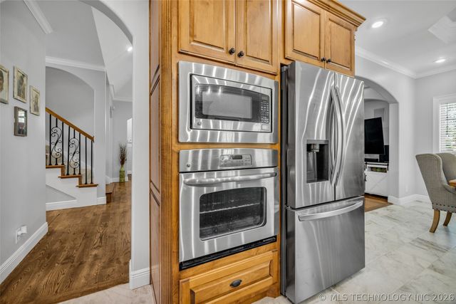 8241 N 69th East Avenue, Owasso, OK 74055