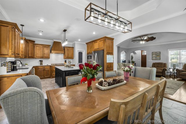 8241 N 69th East Avenue, Owasso, OK 74055