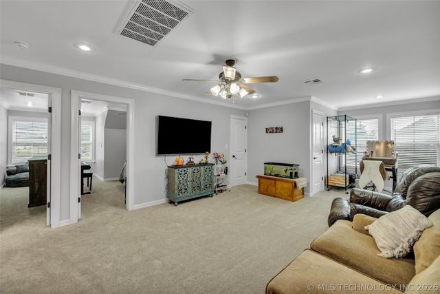 8241 N 69th East Avenue, Owasso, OK 74055