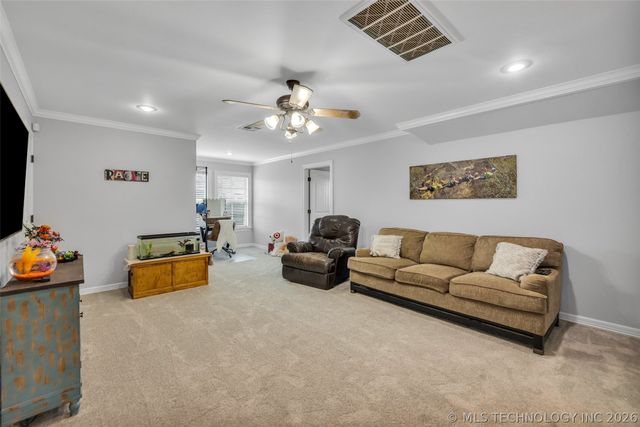8241 N 69th East Avenue, Owasso, OK 74055