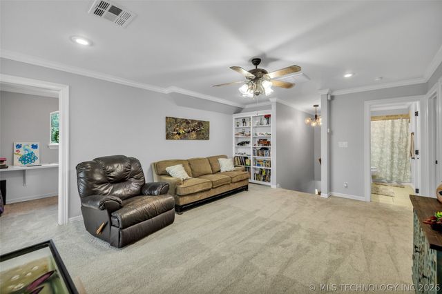 8241 N 69th East Avenue, Owasso, OK 74055