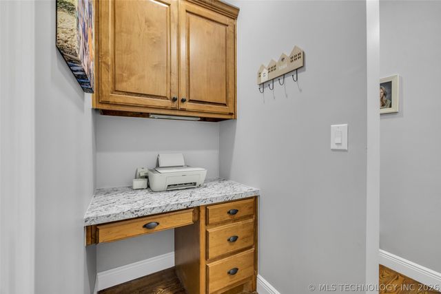 8241 N 69th East Avenue, Owasso, OK 74055