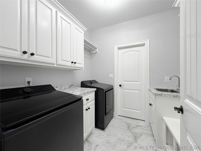 8241 N 69th East Avenue, Owasso, OK 74055