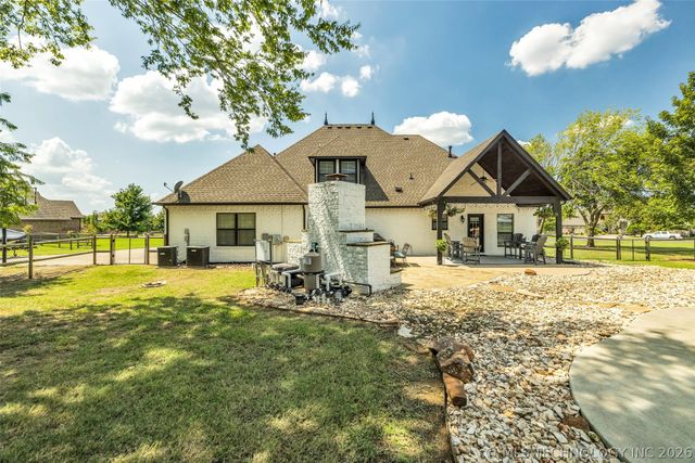 8241 N 69th East Avenue, Owasso, OK 74055
