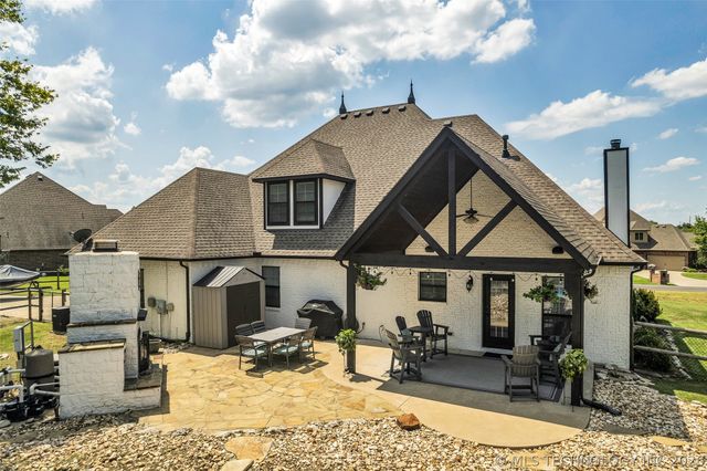 8241 N 69th East Avenue, Owasso, OK 74055
