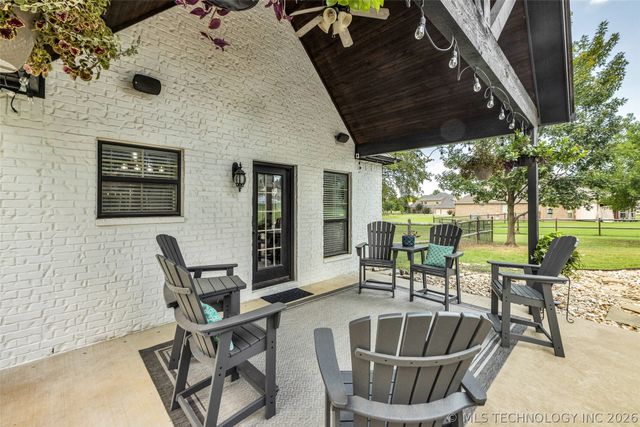 8241 N 69th East Avenue, Owasso, OK 74055
