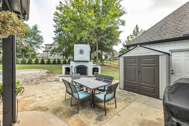 8241 N 69th East Avenue, Owasso, OK 74055
