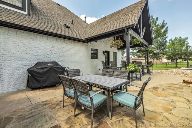 8241 N 69th East Avenue, Owasso, OK 74055