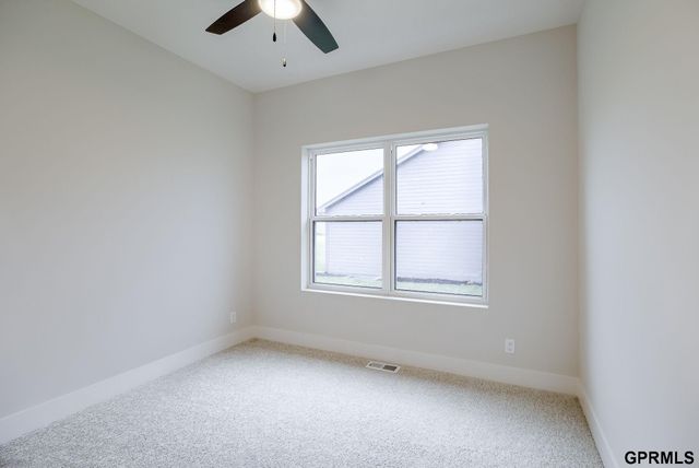 4756 S 198th Avenue, Omaha, NE 68135