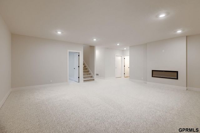 4756 S 198th Avenue, Omaha, NE 68135