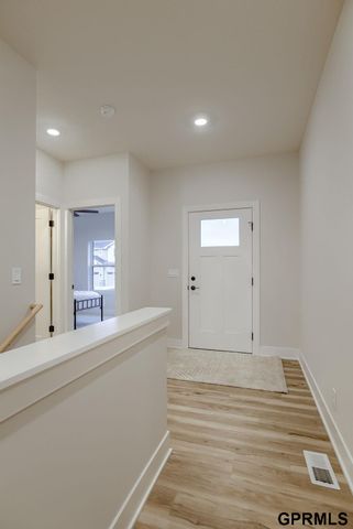 4756 S 198th Avenue, Omaha, NE 68135