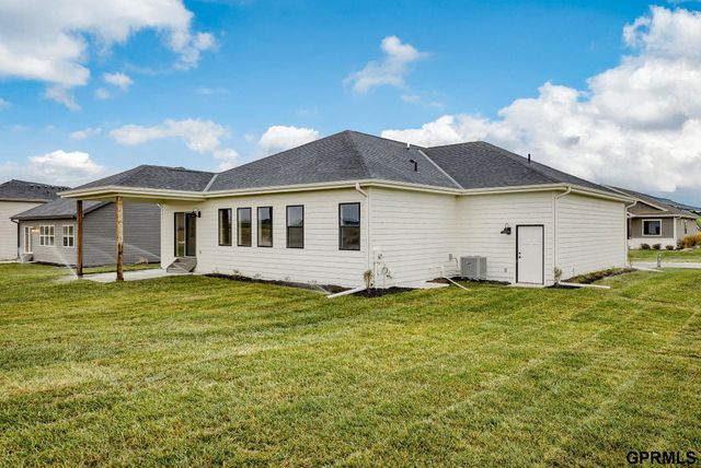 4756 S 198th Avenue, Omaha, NE 68135