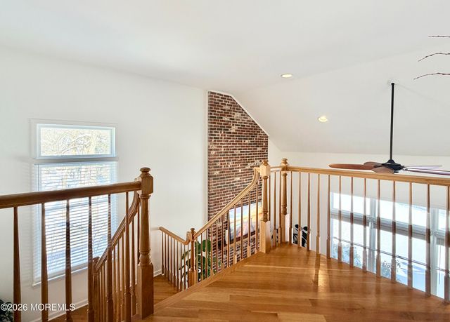 4 Roxbury Lane, Manalapan, NJ 07726