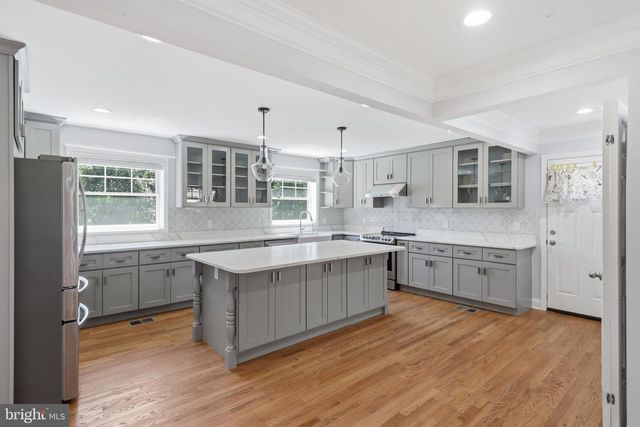 6012 OVERLEA RD, Bethesda, MD 20816