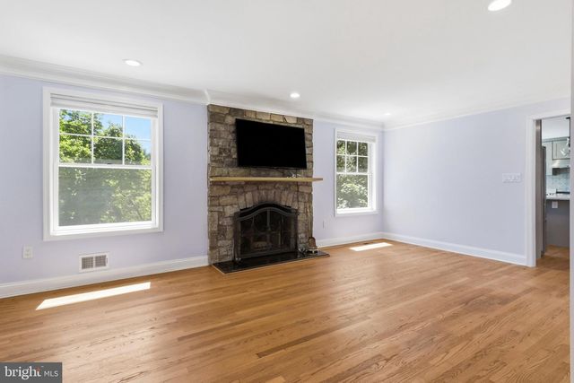 6012 OVERLEA RD, Bethesda, MD 20816