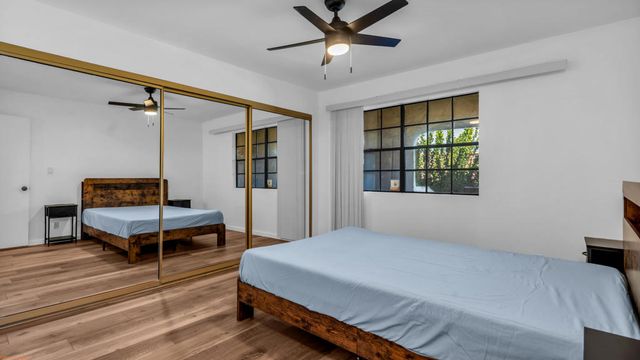 5300 E Waverly Drive J14, Palm Springs, CA 92264