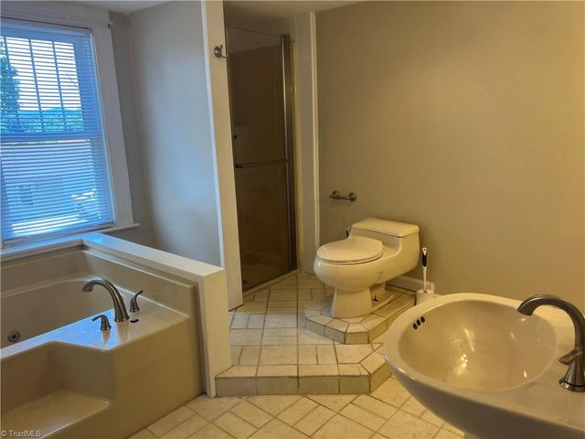 3798 Clingman Road, Ronda, NC 28670