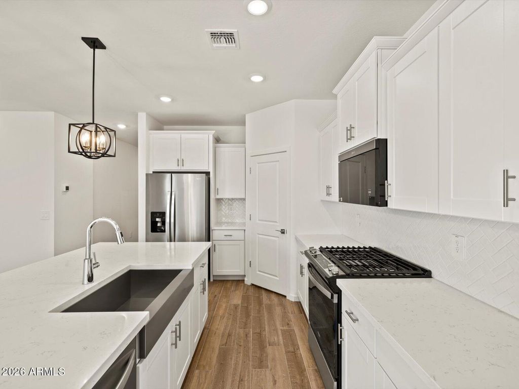 17824 W WASHINGTON Street, Goodyear, AZ 85338 — exterior