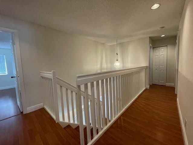 1156 Chinaberry Dr, Weston, FL 33327