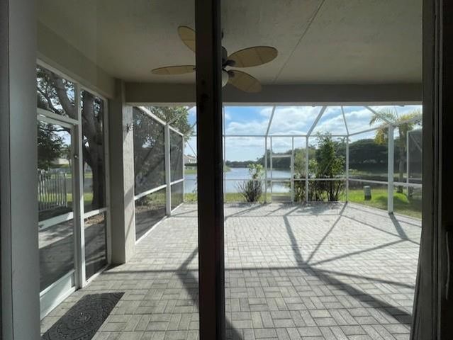 1156 Chinaberry Dr, Weston, FL 33327