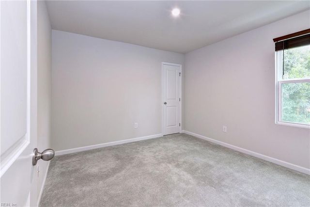 112 Sourgum LN, Williamsburg, VA 23185