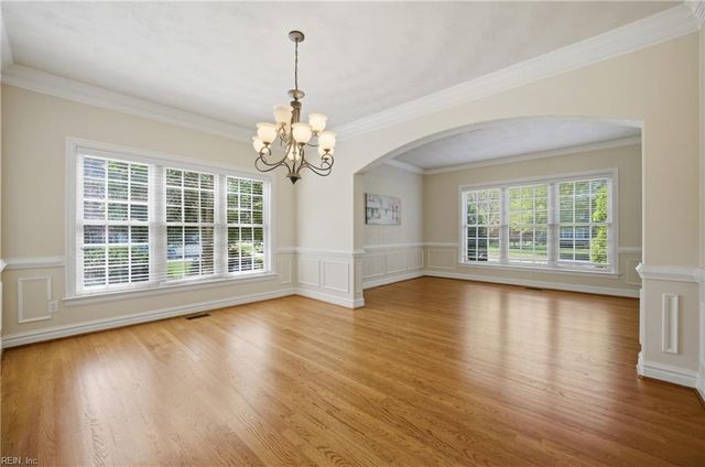 536 Thistley LN, Chesapeake, VA 23322