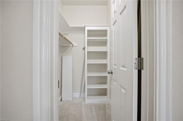 536 Thistley LN, Chesapeake, VA 23322