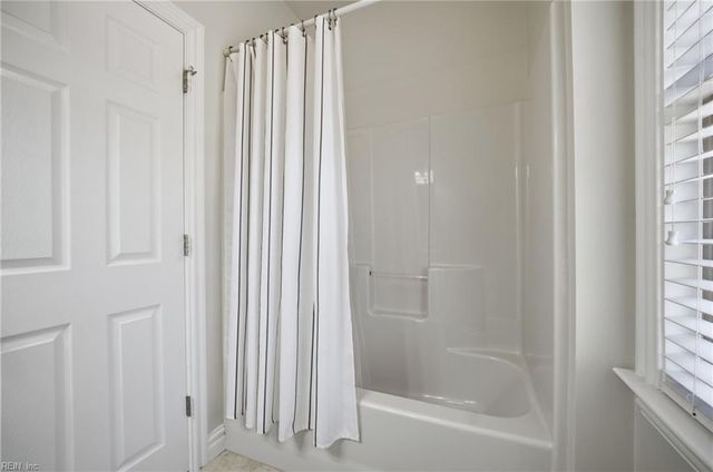 536 Thistley LN, Chesapeake, VA 23322