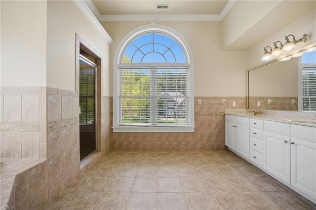 536 Thistley LN, Chesapeake, VA 23322