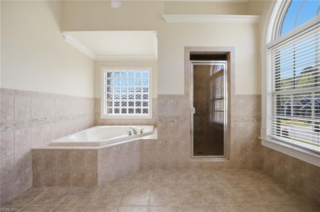 536 Thistley LN, Chesapeake, VA 23322