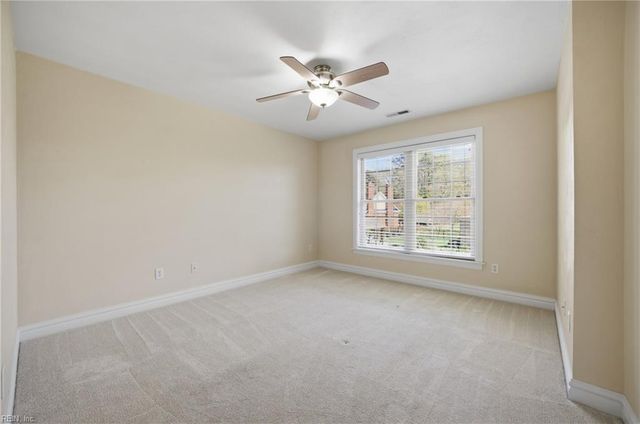 536 Thistley LN, Chesapeake, VA 23322