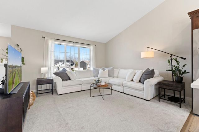 7905 Lambert Avenue NE, Otsego, MN 55301