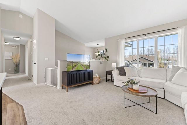 7905 Lambert Avenue NE, Otsego, MN 55301