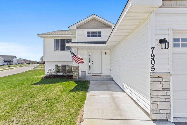 7905 Lambert Avenue NE, Otsego, MN 55301